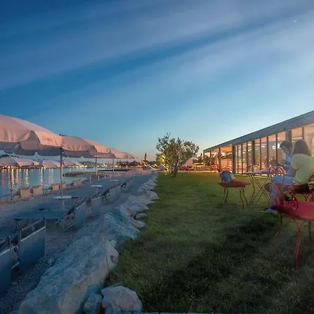 Luxury With Pool, Jacuzzi And Sea View Split דירה *