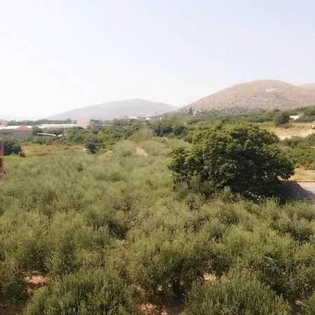 Luxury With Pool, Jacuzzi And Sea View Split דירה *