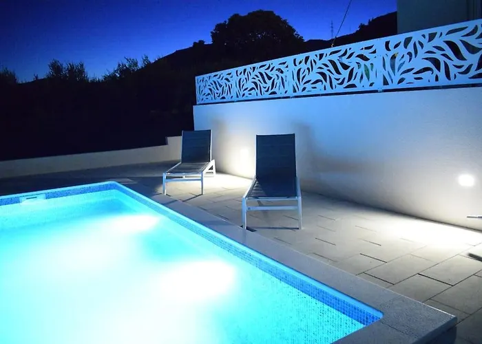 Luxury With Pool, Jacuzzi And Sea View Split Trogir
