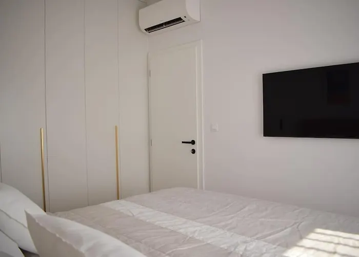 Luxury With Pool, Jacuzzi And Sea View Split Appartement Trogir